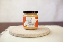 Charger l'image dans la galerie, image de la mayonnaise végétalienne au chipotle Mi Corazon dans son contenant