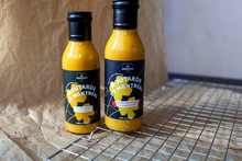 Charger l'image dans la galerie, image des deux moutardes de Montréal Mi Corazon, dont celle épicée, dans son contenant